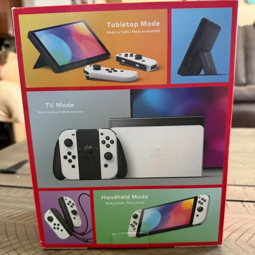 Nintendo Switch OLED Bundle White – Less Than 5 Hours Played + 3 Games + Box